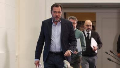 Puente descarta la dimisión y apunta a un posible "defecto de fábrica" como causa de la rotura del carril