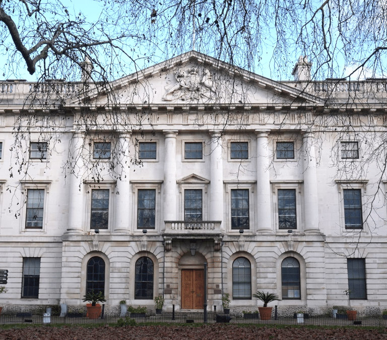 La 'super embajada' de China, el colosal "nido de espías" en el corazón de Londres que preocupa a los británicos