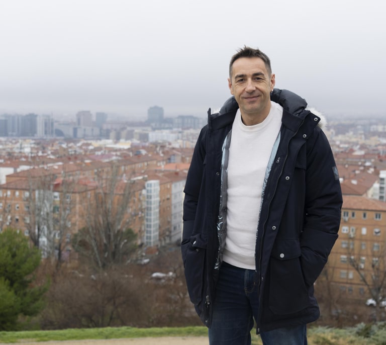 Emilio Delgado, al asalto de Más Madrid desde fuera de la M-30: “La izquierda cae en tics gruñones de echar broncas a la gente”