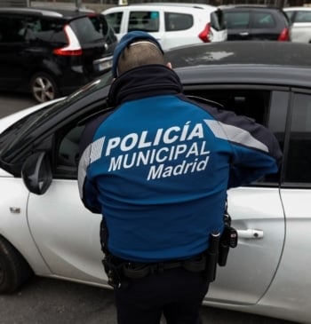 La Justicia madrileña anula la exclusión de un opositor a Policía Municipal [...]