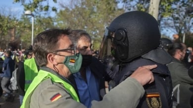 La rebelión de los 'Policías Antifascistas': "Nuestros compañeros están comprando el marco de la extrema derecha"