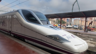 La comisión de accidentes retrasó un año la investigación de un caso similar al de Cataluña con un AVE en Málaga
