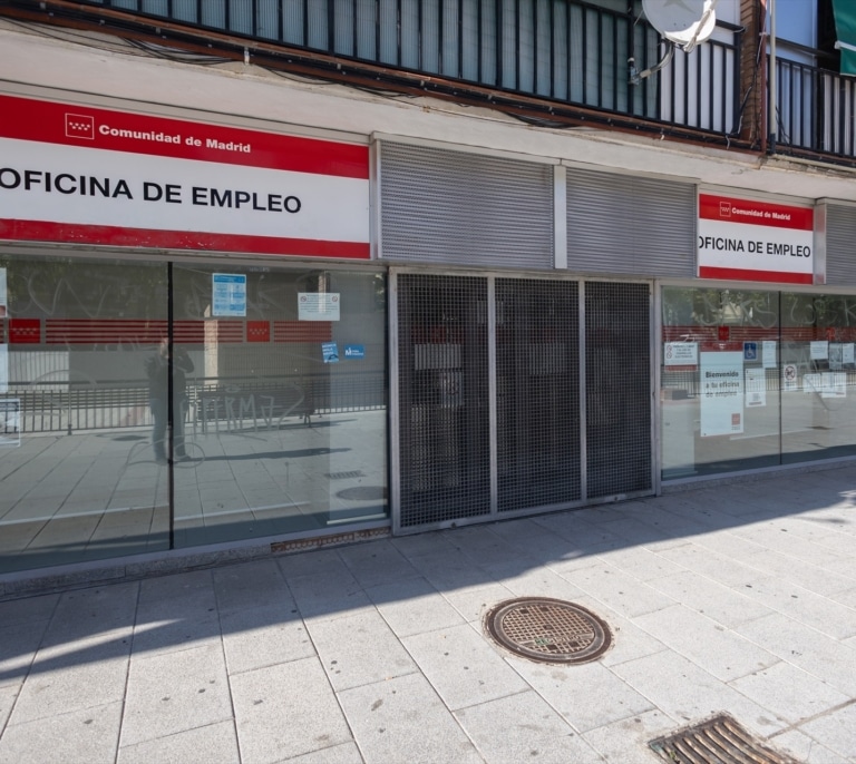 Cuándo se cobra el paro en febrero de 2026