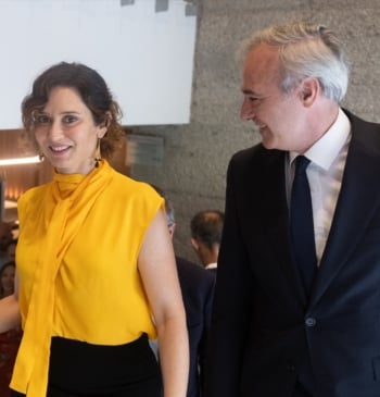 El PP enmienda la estrategia extremeña: Ayuso sí estará en Aragón con [...]