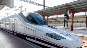 Renfe e Iryo suspenden las indemnizaciones de los retrasos por las limitaciones de velocidad