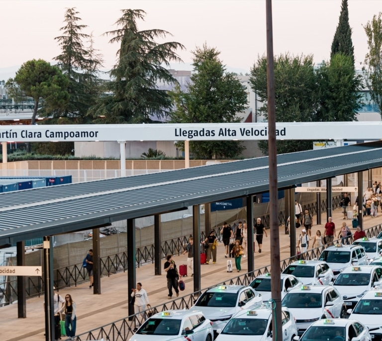 Adif limita la velocidad en un tramo del AVE Madrid-Barcelona tras varios avisos de los maquinistas