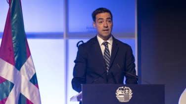 Pradales 'saca pecho' en Davos: "Venimos a reforzar nuestra proyección internacional"