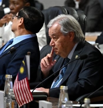 Guterres advierte del "caos" global y pide una reforma de la ONU [...]