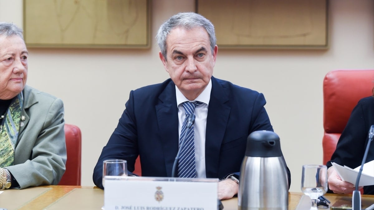 Hazte Oír amplía su querella contra Zapatero y le señala como "cooperador necesario" del régimen venezolano