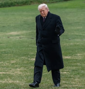 Trump blinda los ingresos del petróleo venezolano en EEUU frente a posibles [...]