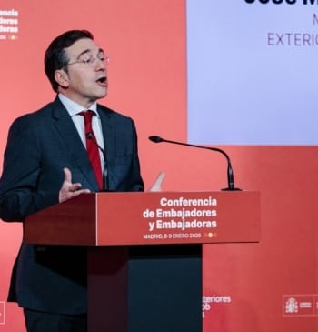 Albares califica de extraordinaria noticia el acuerdo con Mercosur a pesar de [...]