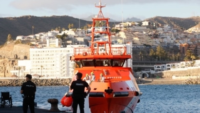 El pacto con Podemos para regularizar inmigrantes inquieta a los policías: No es "racismo institucional", es miedo al "efecto llamada"