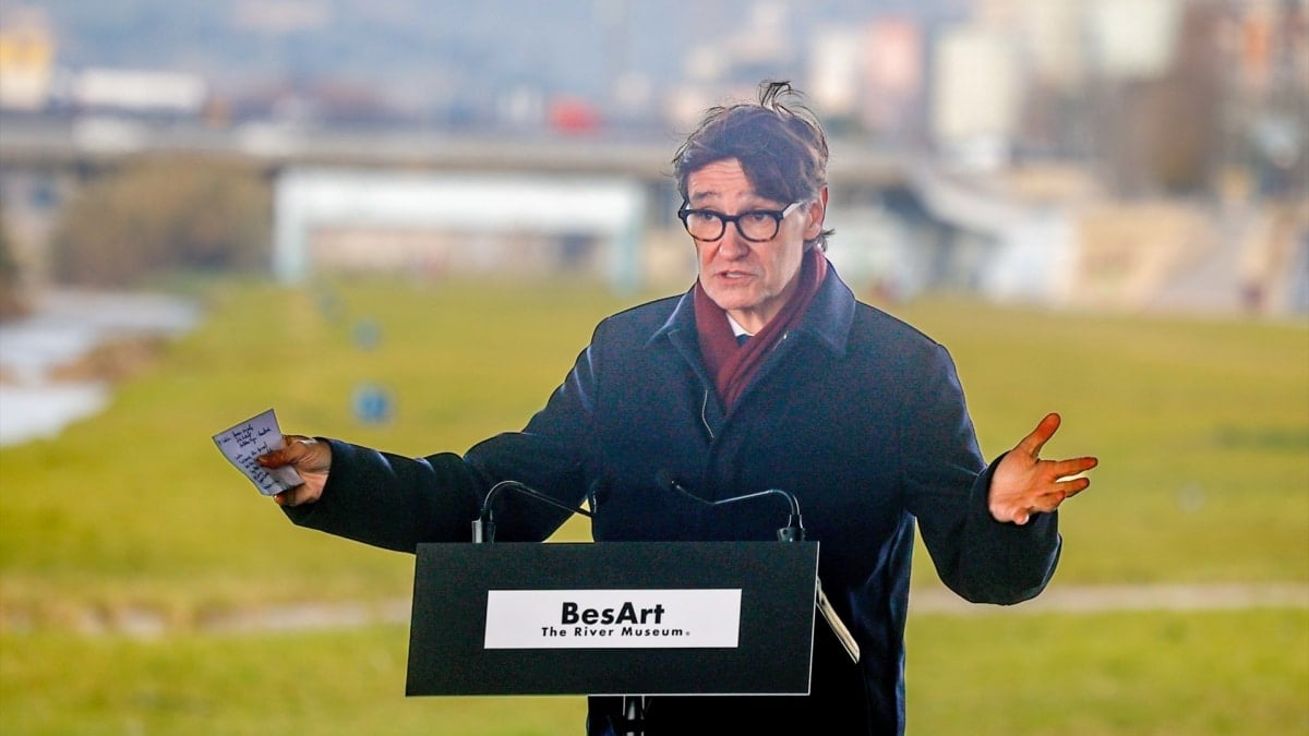 Salvador Illa sufre una osteomielitis púbica causada por un microbio y presenta una "evolución favorable"