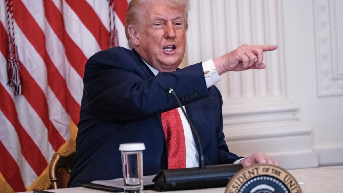 Trump anuncia aranceles a los países europeos con tropas en Groenlandia hasta que compre la isla