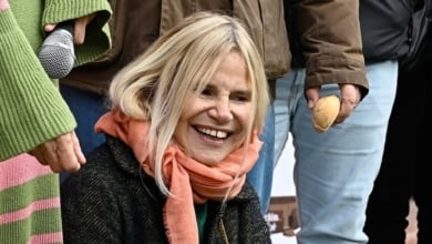 Eugenia Martínez de Irujo sorprende con la cantidad de animales con los que vive