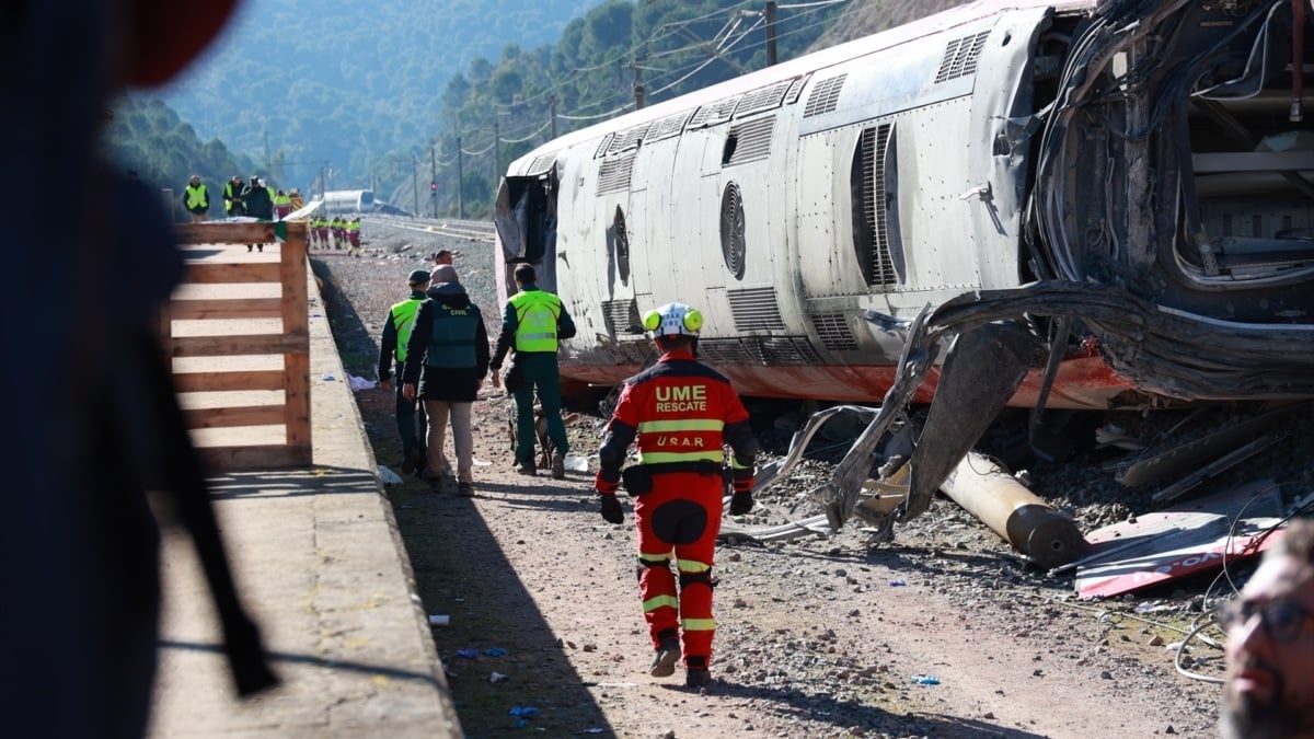 Ascienden a 42 los fallecidos en el accidente ferroviario de Adamuz