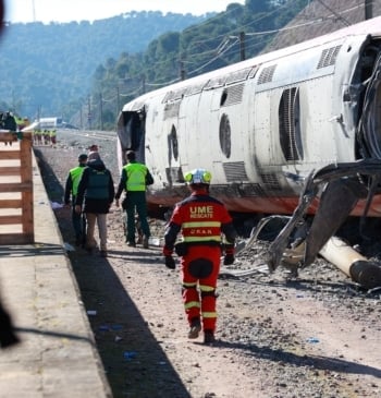 Ascienden a 42 los fallecidos en el accidente ferroviario de Adamuz