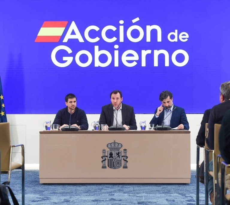 Tendríamos que ir a la huelga con los maquinistas