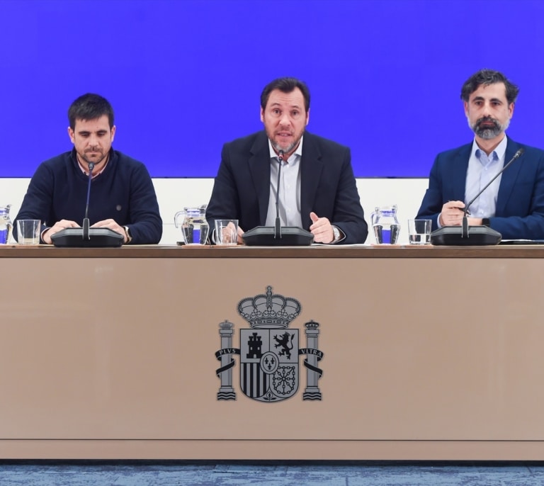 Puente sigue sin aclarar las causas del siniestro de Adamuz y dice que "no es un problema de mantenimiento"