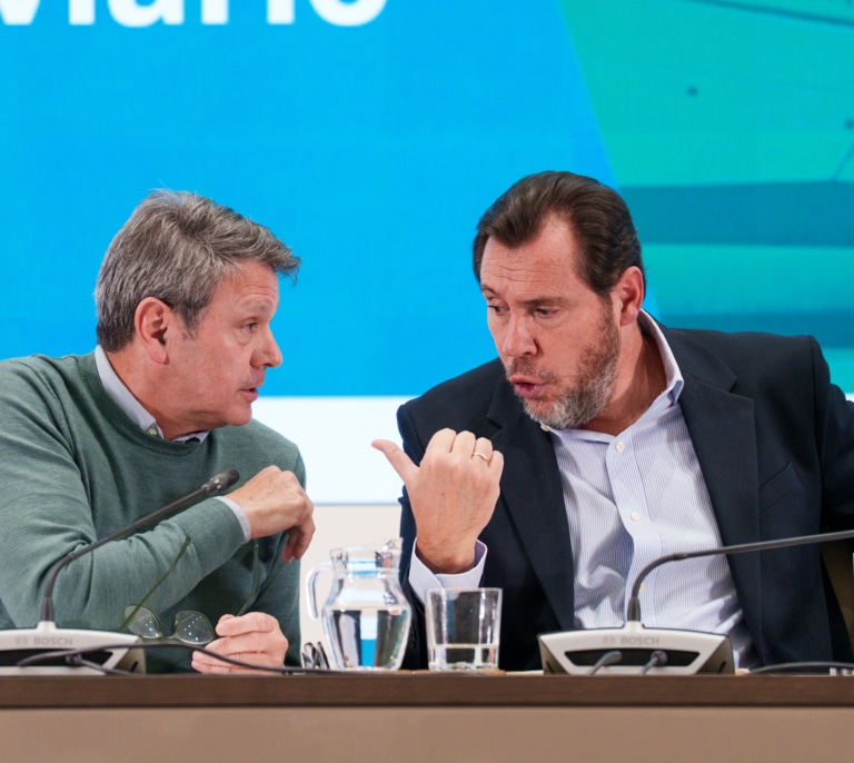 La cúpula de Transportes: cargos políticos sin experiencia en el sector ferroviario