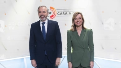 Alegría acusa a Azcón de actuar "como un hooligan o un palmero del odio" tras aludir al caso Salazar