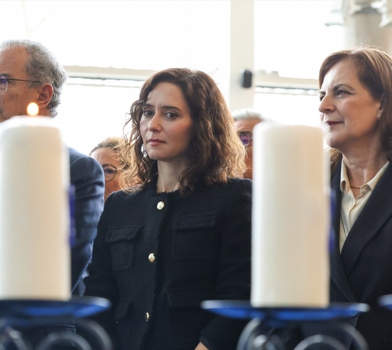 Ayuso advierte del "disparate" de la dispensación de cannabis medicinal en farmacias