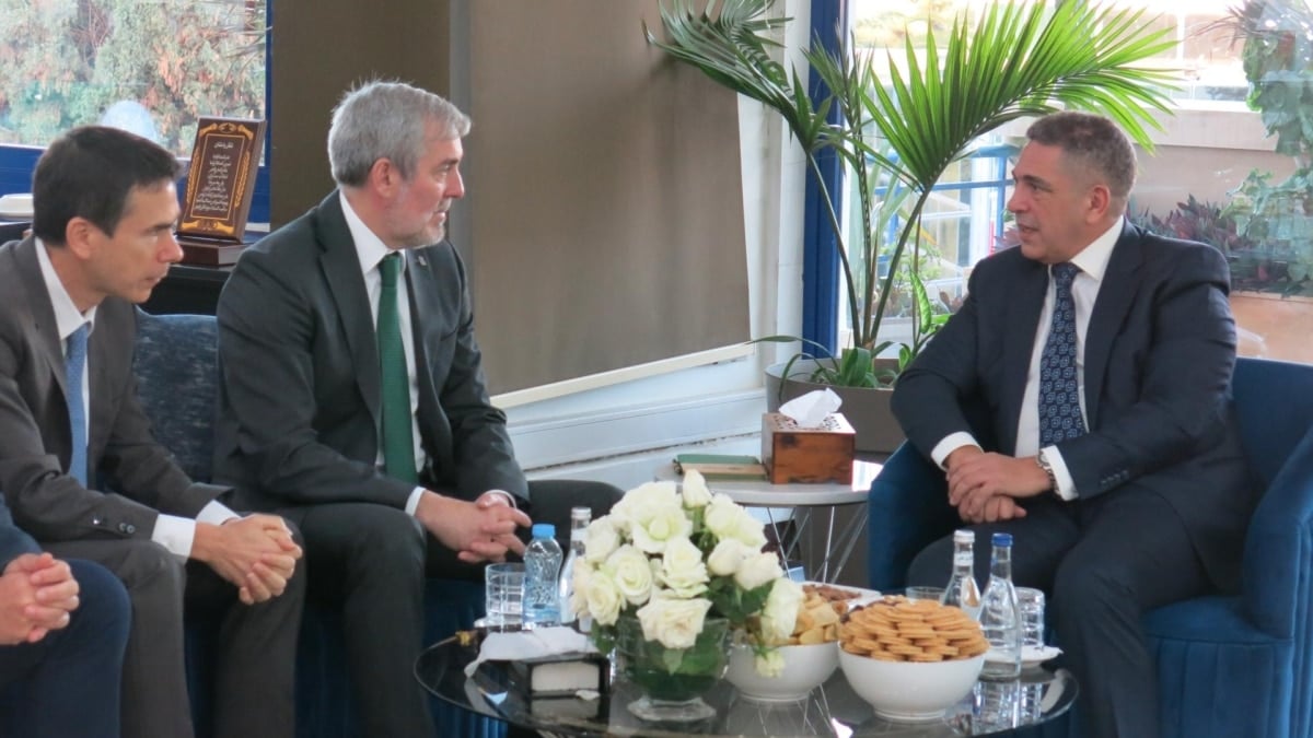 Canarias presume de cooperación "ejemplar" con Marruecos en inmigración y el Polisario le advierte de acuerdos que afecten al Sáhara