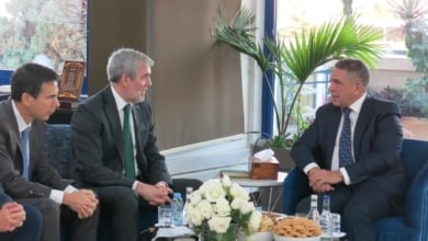 Canarias presume de cooperación "ejemplar" con Marruecos en inmigración y el Polisario le advierte de acuerdos que afecten al Sáhara