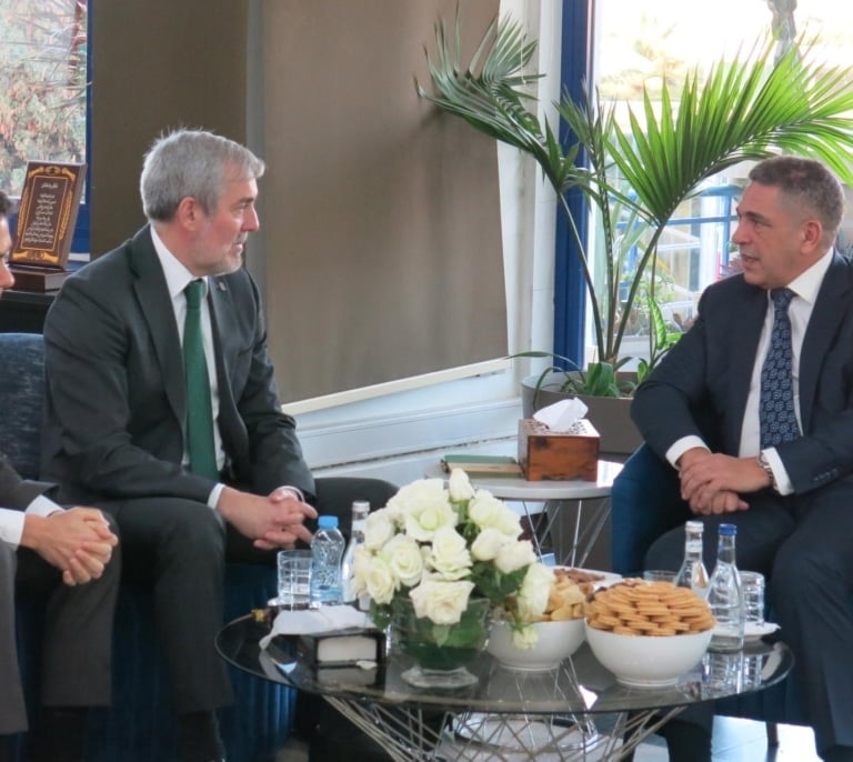 Canarias presume de cooperación "ejemplar" con Marruecos en inmigración y el Polisario le advierte de acuerdos que afecten al Sáhara