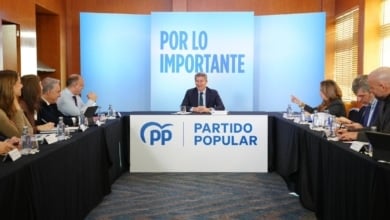 Feijóo contraprograma el acto de Sánchez con la promesa de un millón de viviendas para la próxima legislatura