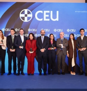 Los Premios CEU Ángel Herrera destacan trabajo, valores y solidaridad en un [...]