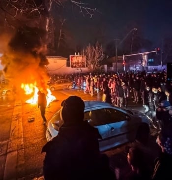 Musk comienza a ofrecer gratis Starlink en Irán tras cinco días sin [...]