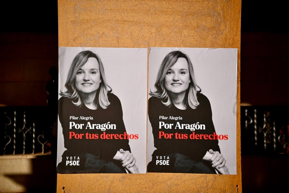 Cartel de Pilar Alegría, candidata del PSOE en Aragón