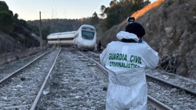 La Guardia Civil abre varias oficinas para recoger ADN de las víctimas del accidente