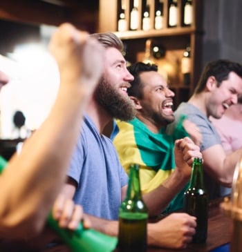 LaLiga pagará 50 euros a quienes denuncien bares que emitan fútbol ilegalmente: ¿cómo [...]