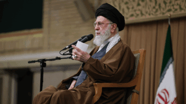 Jamenei reconoce la muerte de "varios miles" de personas durante las protestas y culpa a Trump: "Es un complot estadounidense para devorar Irán"