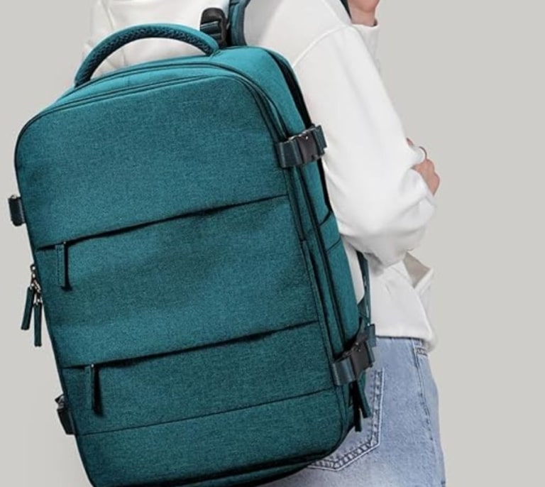 La mochila de cabina con la que puedes recorrer el mundo sin facturar y ahorrar tiempo en el aeropuerto