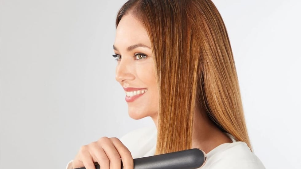 Melena lisa sin daños por calor: todas coinciden en que esta plancha de pelo Rowenta "es fantástica"