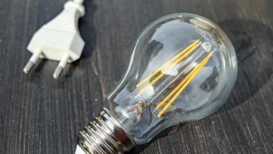 Precio de la luz hoy, 20 de enero de 2026: explicación de la brecha entre horas más baratas y más caras