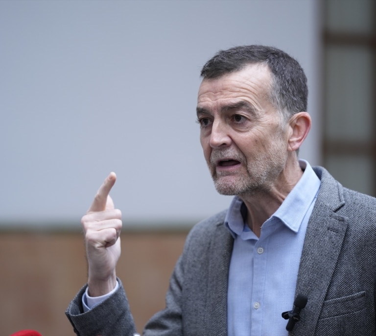 Maíllo (IU) sentencia el liderazgo de Yolanda Díaz para la refundación de la izquierda: "Sumar no es capaz de aglutinar"