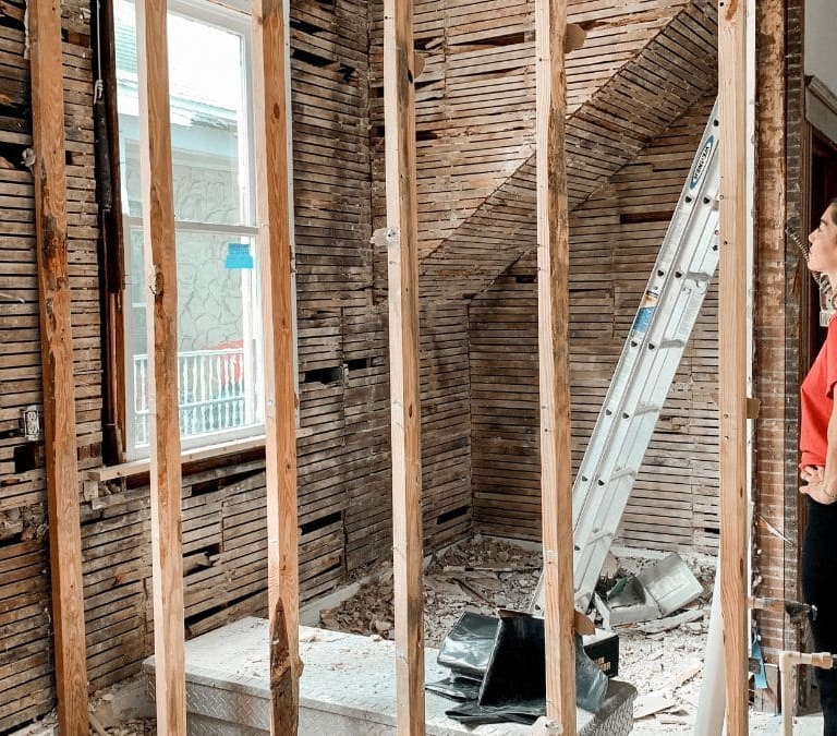 Las obras que puedes hacer en casa y ahorrar hasta 9.000 euros en la declaración de la Renta