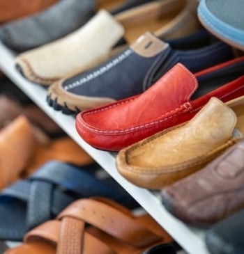 El truco viral para evitar que el zapatero tenga mal olor