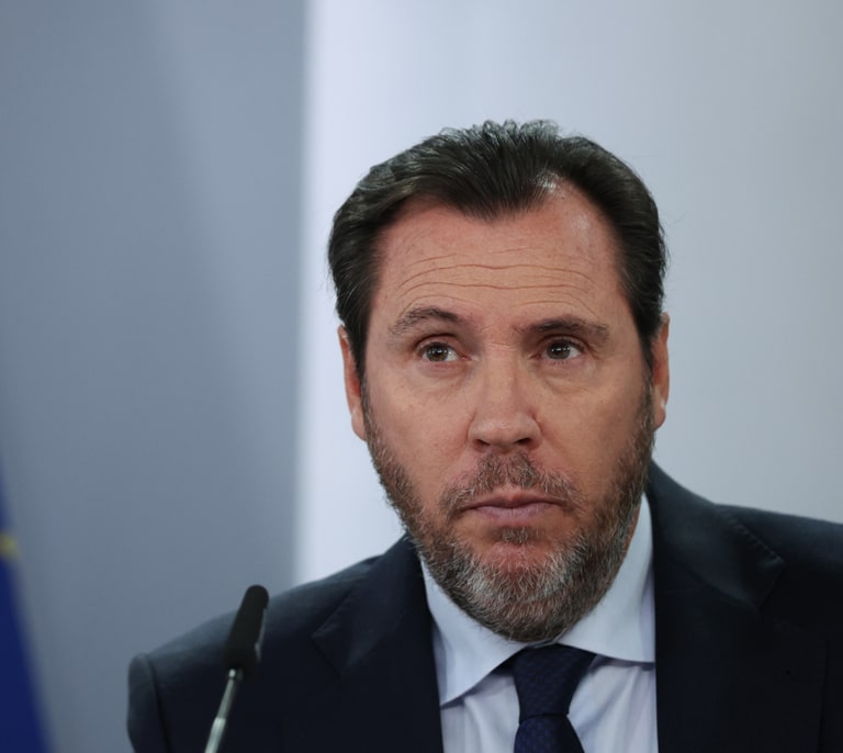 Las cinco preguntas clave que debe responder Puente en el Senado sobre la tragedia de Adamuz
