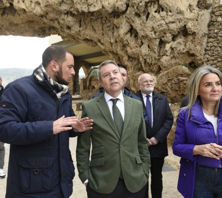 Los ministros Torres y Tolón sugieren que Page no defiende el "interés general" de los castellanomanchegos