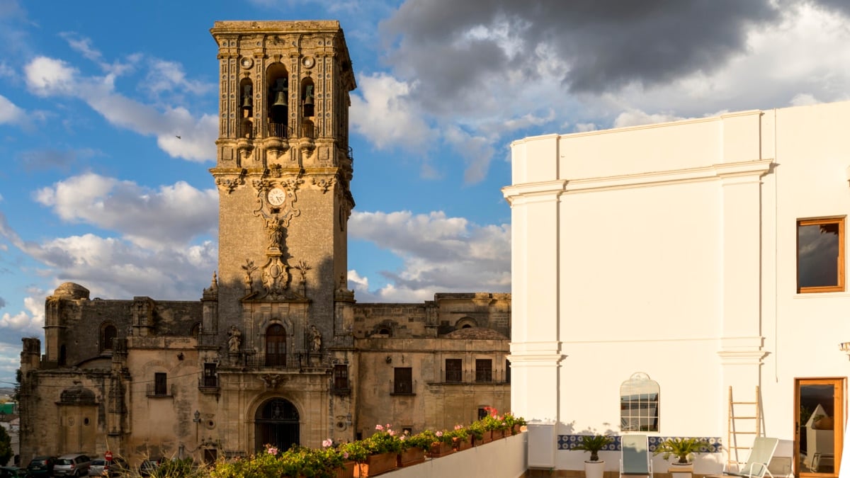 Paradores supera los 337 millones en ingresos y un beneficio que duplica lo esperado