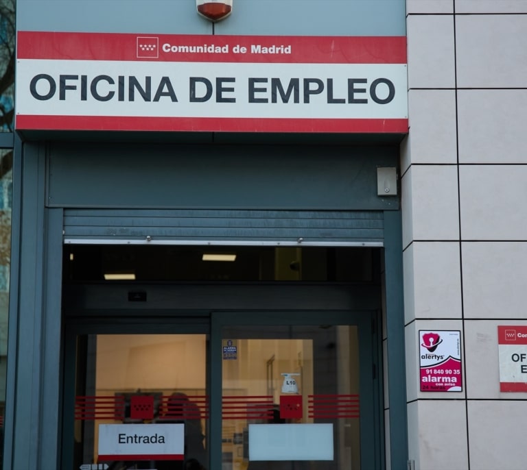 Cuándo se cobra el paro en enero de 2026