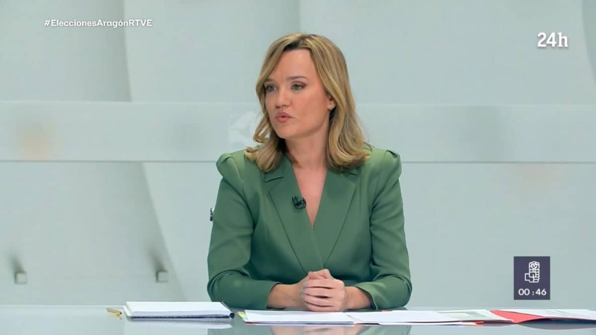 Alegría acusa a Azcón de actuar "como un hooligan o un palmero del odio" tras aludir al caso Salazar