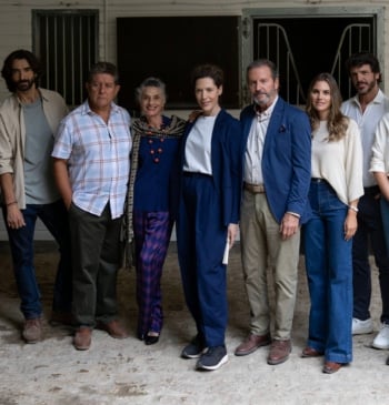 Telecinco recupera con Pura Sangre el culebrón de altos vuelos por la [...]