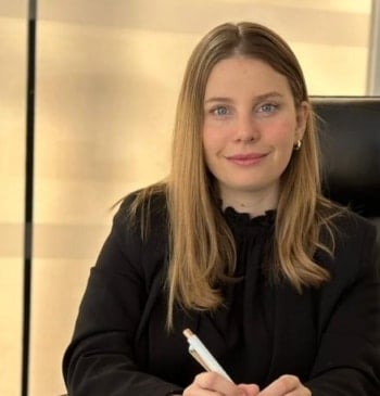 Dimite la concejala de Urbanismo de Alicante tras ser adjudicataria de una [...]