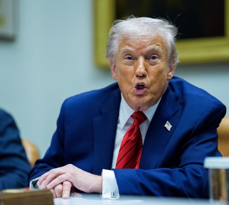 Trump anuncia un acuerdo con Venezuela para la entrega de "entre 30 y 50 millones de barriles de petróleo"